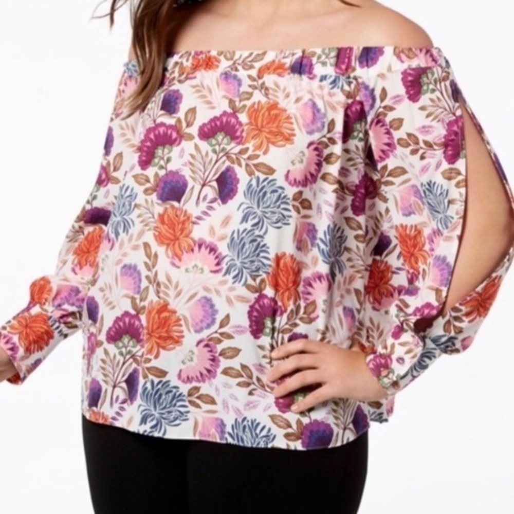 INC International off the shoulder split sleeve